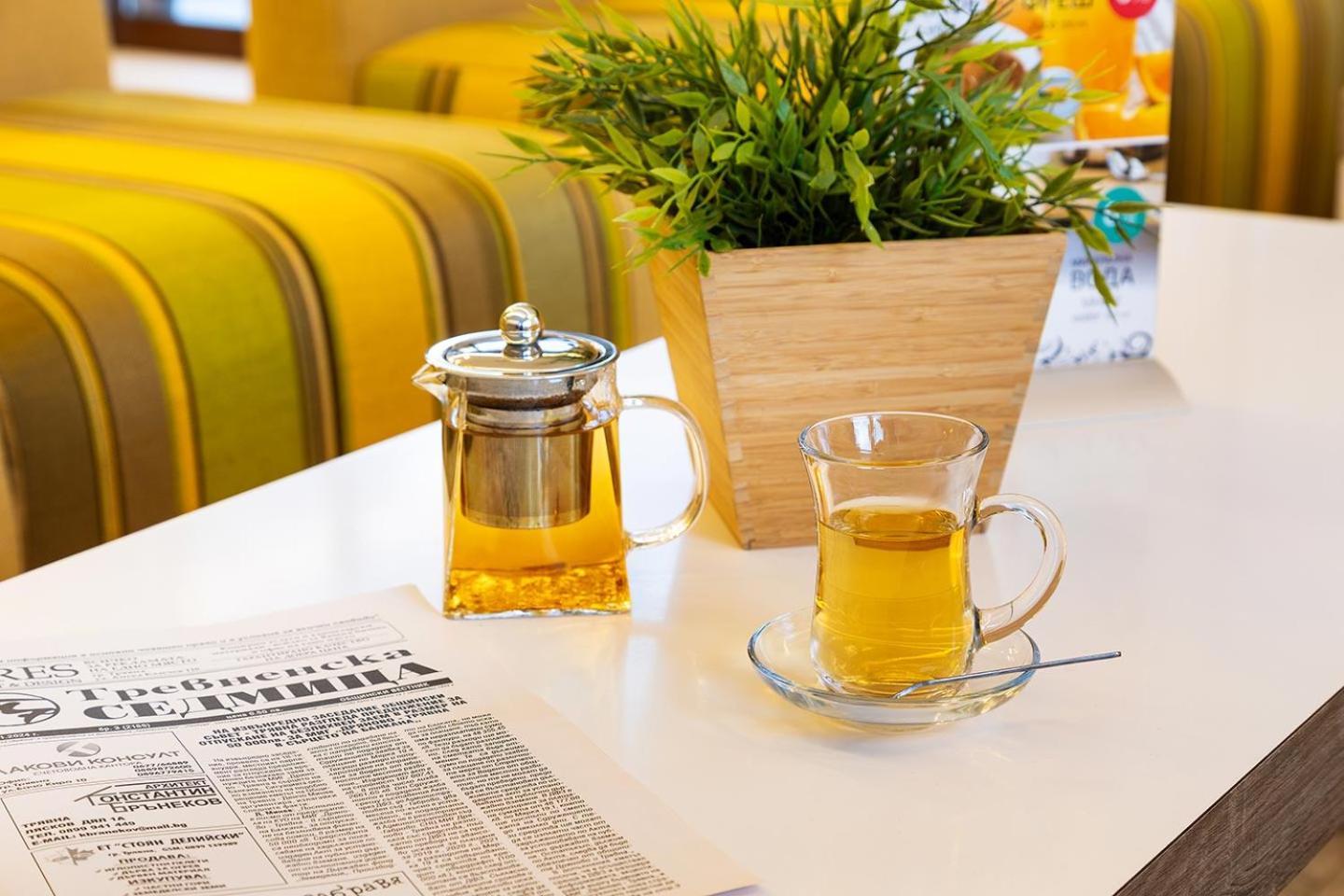 Hotel Compliment Трявна Экстерьер фото