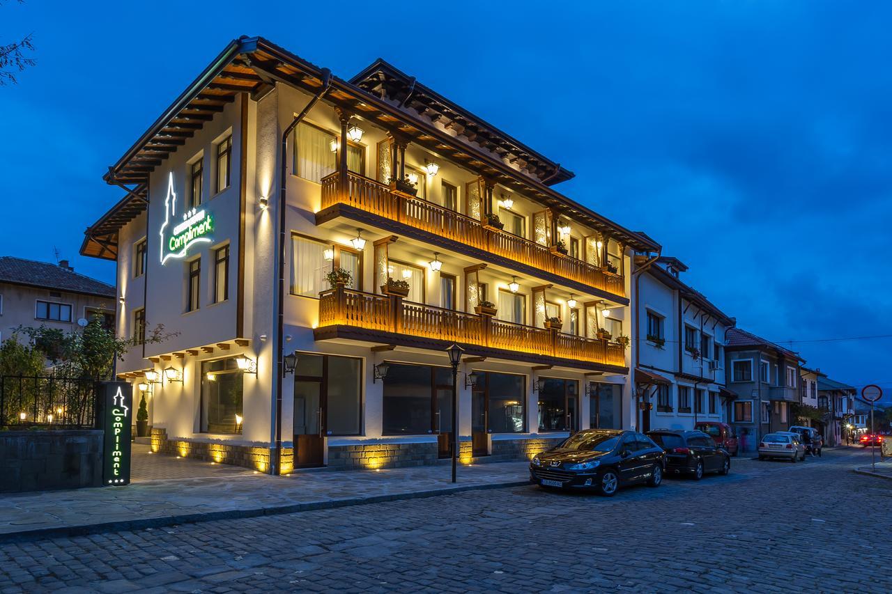 Hotel Compliment Трявна Экстерьер фото